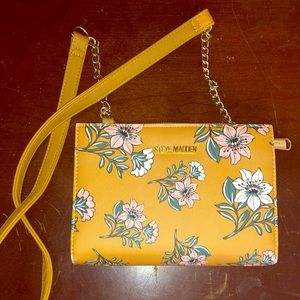 ⭐️ mustard and floral Steve Madden bag ⭐️
